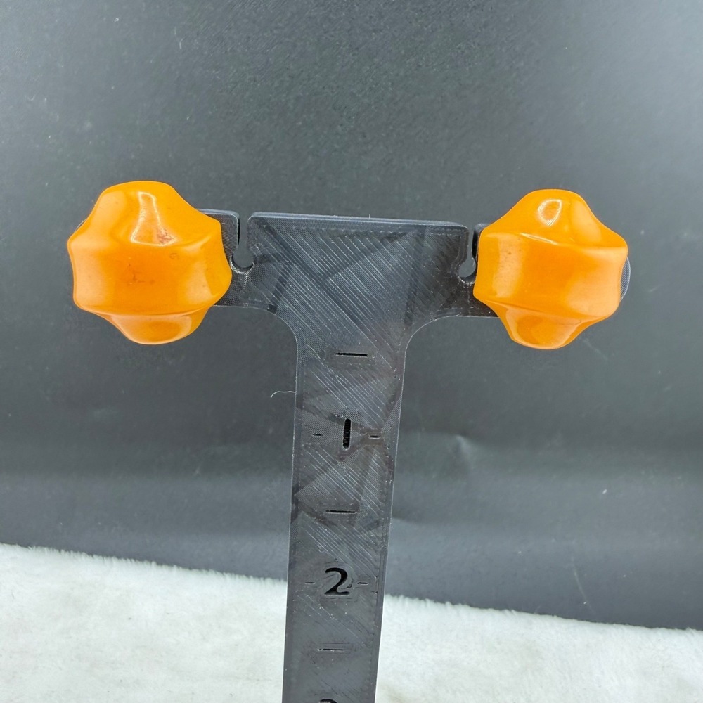 Vintage Bakelite Screw Back Earrings